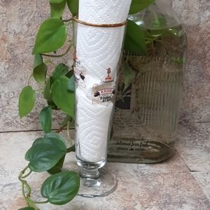 Tall beer Glass LINDEMANS Gold Rim Barware